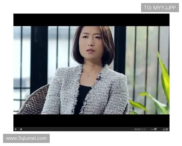 对话吴静：探索她在英雄联盟职业生涯中的挑战与成就