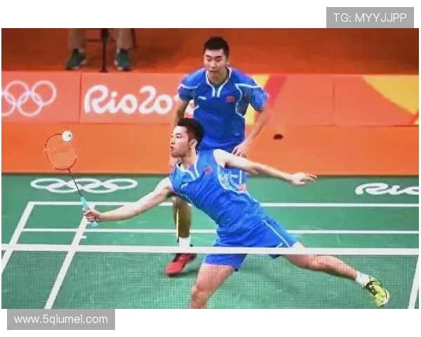 成都羽毛球队配合问题引发热议球员间默契与战术选择成焦点