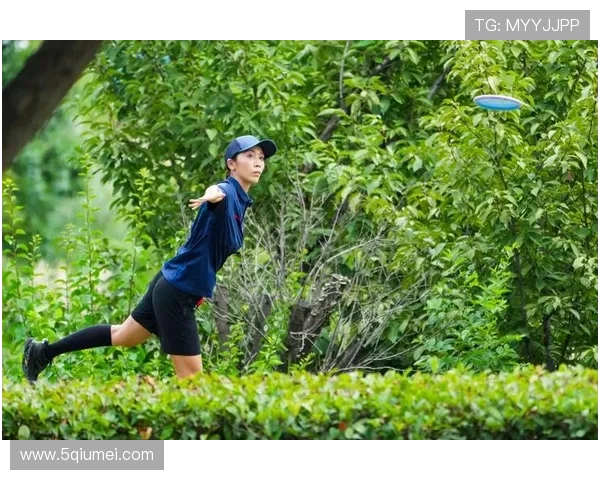 成都飞盘队技术革新引发热议助力飞盘运动蓬勃发展 成都飞盘队技术革新引发热议助力飞盘运动蓬勃发展