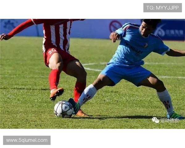 成都足球队崛起之路:聚焦力量与激情的足球盛宴 成都足球队崛起之路:聚焦力量与激情的足球盛宴